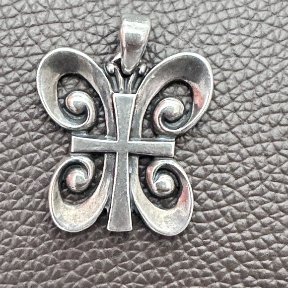 Retired James Avery Butterfly Cross Resurrection Pendant Faith Big Bale 9g 4077 - Picture 15 of 15